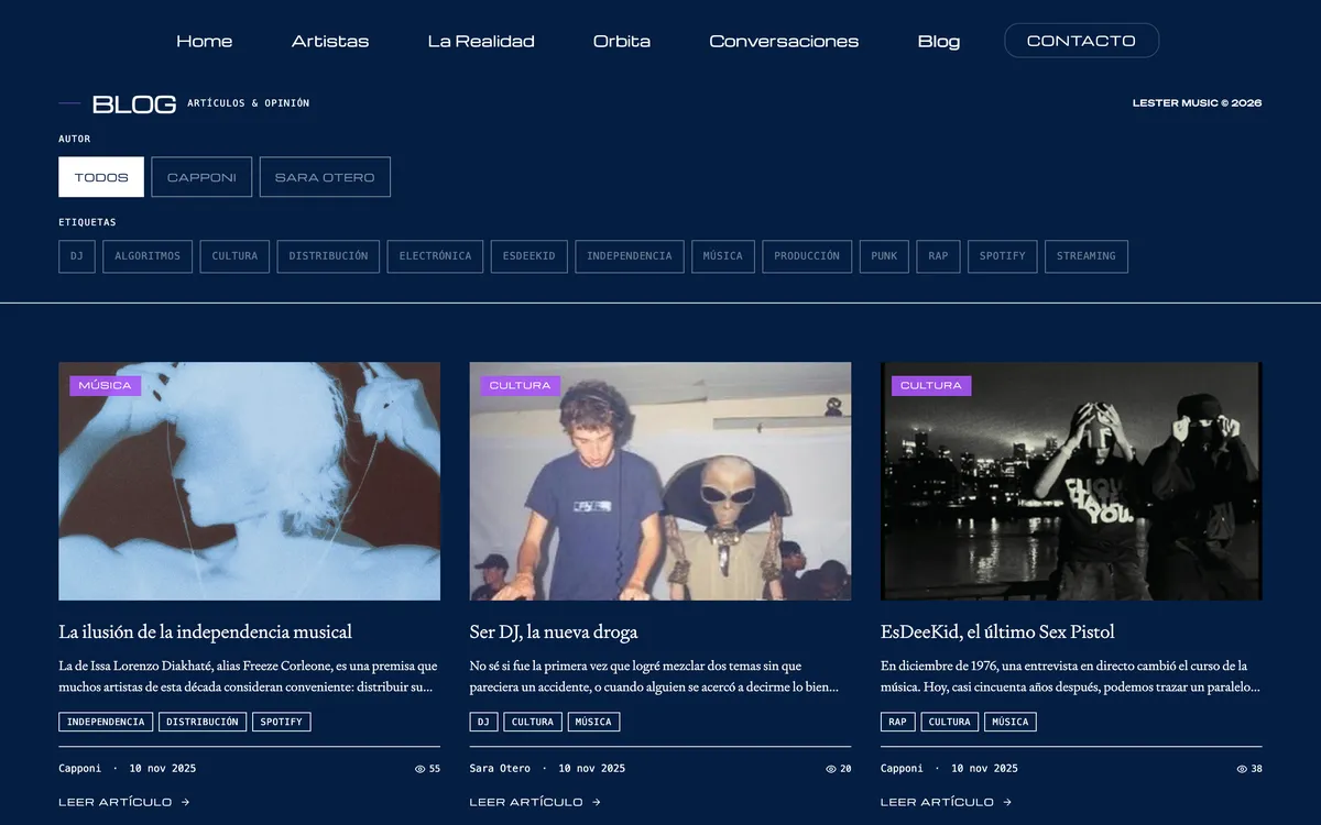 Blog con filtros por autor y etiqueta y tres artículos